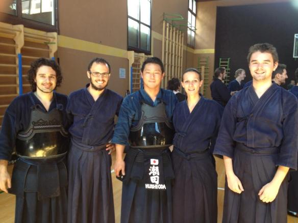 Foto di Lorenzo, Francesco, Elisabetta e Jacopo con il Maestro Ushioda